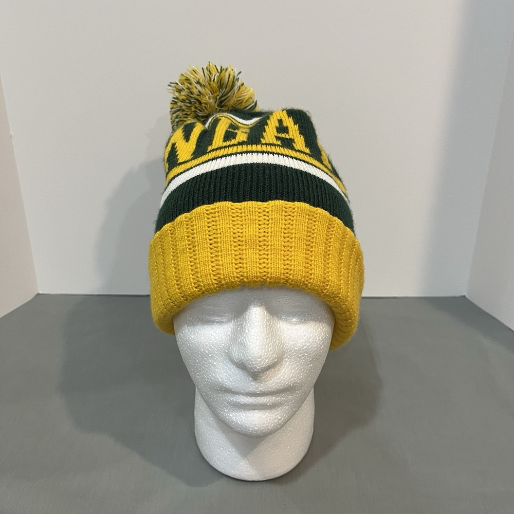 Green Bay Packers Beanie Hat Unisex OS Green Yellow Knit Pom Pom Beanie